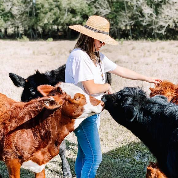 Meet your Posher, Stephanie - Picture 1 of 1